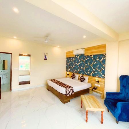Hotel The Celebration By Amod Best Hotel & Rooftop Udaipur Kültér fotó