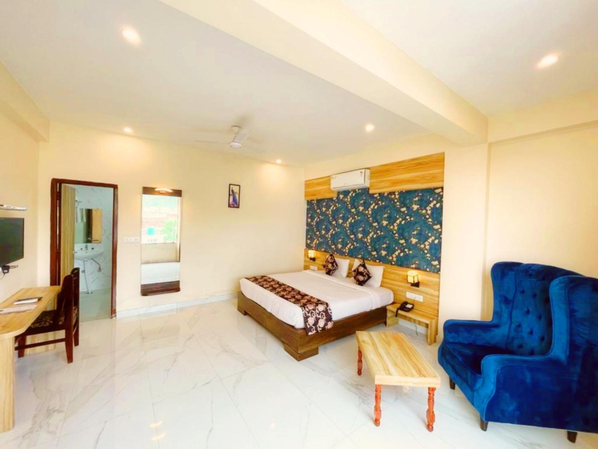 Hotel The Celebration By Amod Best Hotel & Rooftop Udaipur Kültér fotó